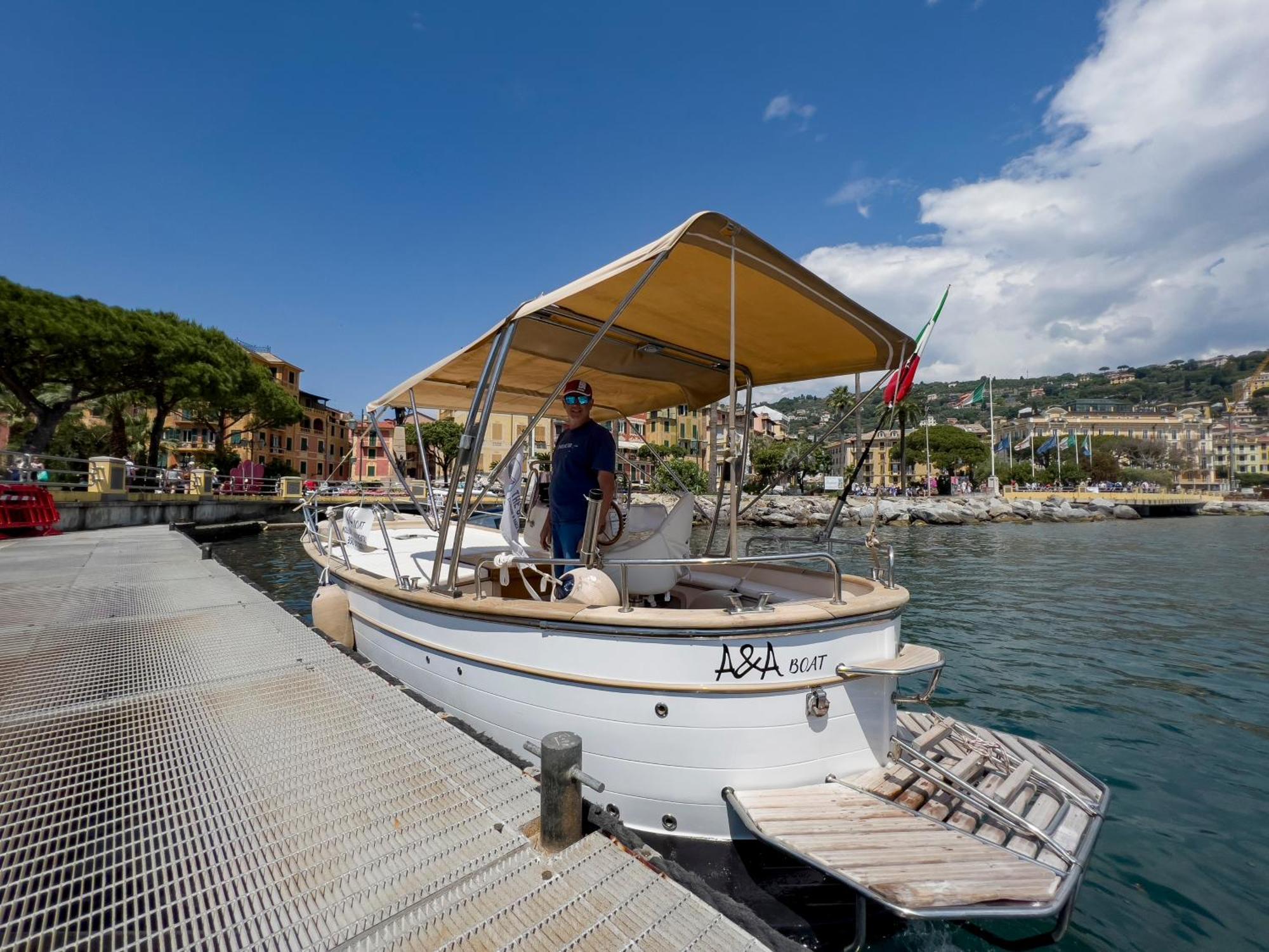 Alla Casa Rosa Al Mare- Centrale A Di Fronte Al Mare- Emozionante- Garage Privato Gratuito A 800 Mt- Aria Condizionata-Wifi Rapallo Bagian luar foto