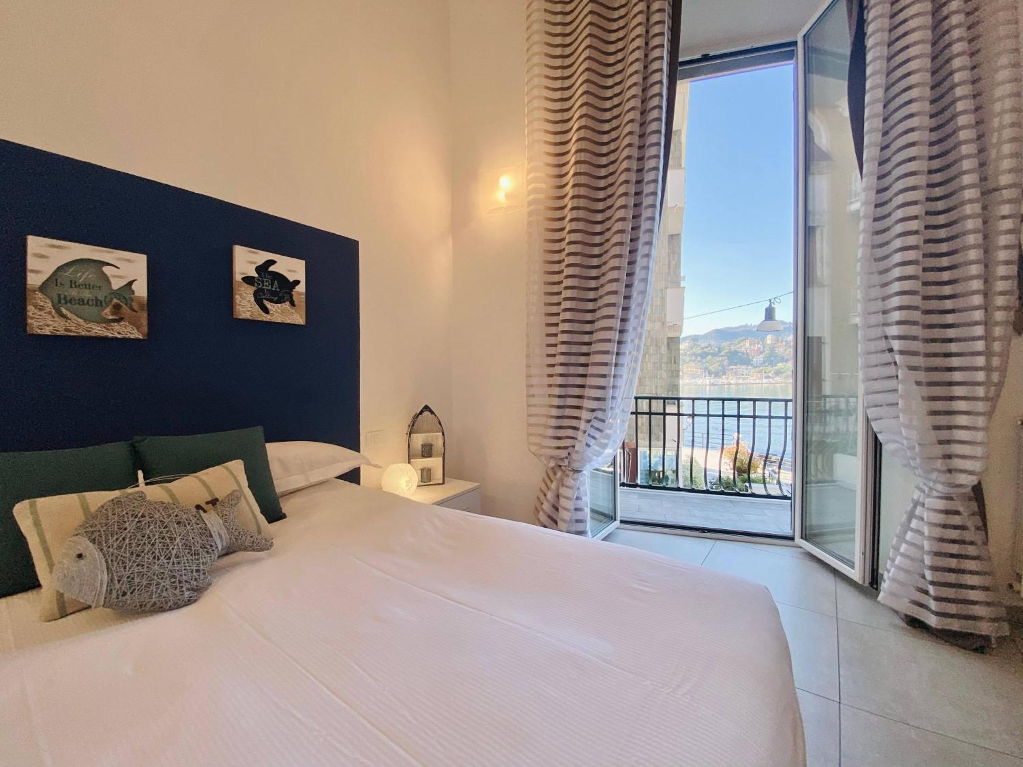 Alla Casa Rosa Al Mare- Centrale A Di Fronte Al Mare- Emozionante- Garage Privato Gratuito A 800 Mt- Aria Condizionata-Wifi Rapallo Bagian luar foto