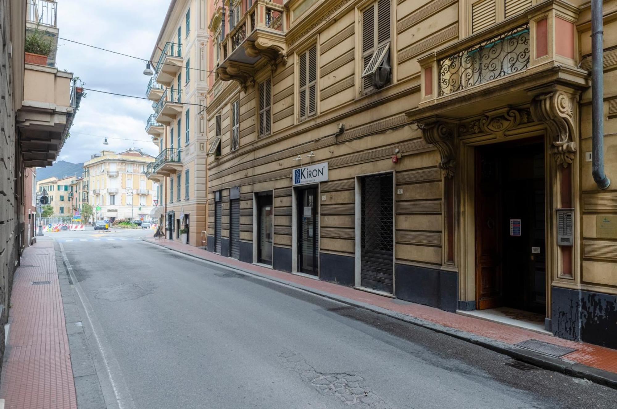 Alla Casa Rosa Al Mare- Centrale A Di Fronte Al Mare- Emozionante- Garage Privato Gratuito A 800 Mt- Aria Condizionata-Wifi Rapallo Bagian luar foto